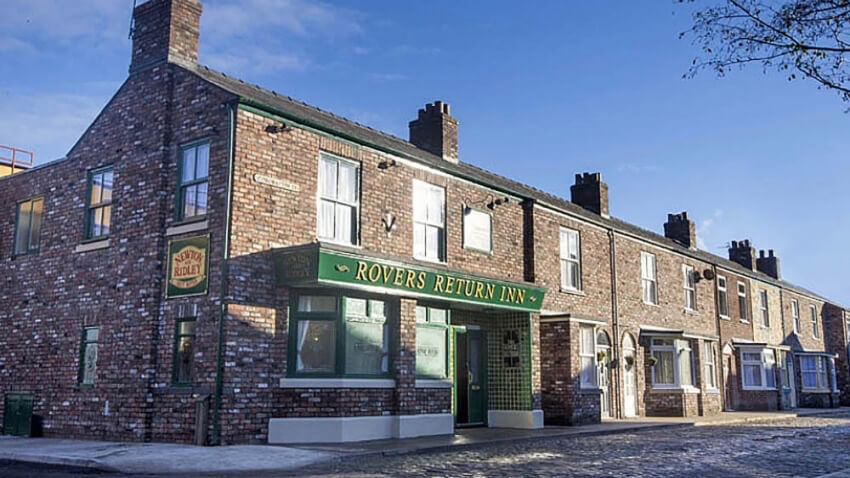 Coronation Street to restart filming next week