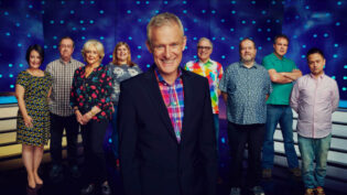 12 Yard's Eggheads wins a third series for C5
