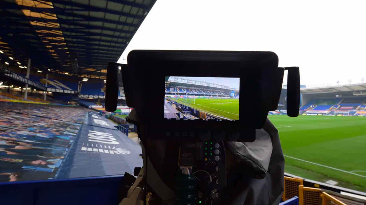 Premier League agrees new three year broadcast deal