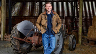 C4 returns to Matt Baker's dream farm
