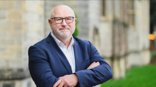 DLT opens Welsh base with Islwyn Thomas to helm