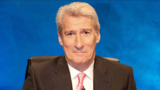 Paxman steps down from University Challenge