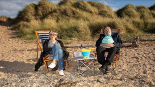 Ricky Tomlinson, Sue Johnston More4 travel show