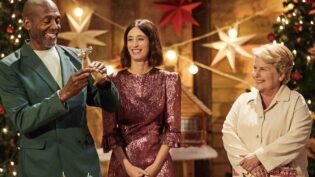 Yeti makes Toksvig Christmas special