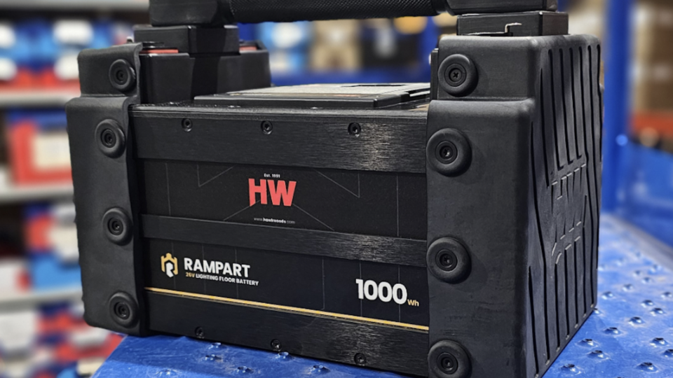 Hawk-Woods new 26v Rampart floor battery