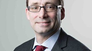 Chief exec to leave Racecourse Media