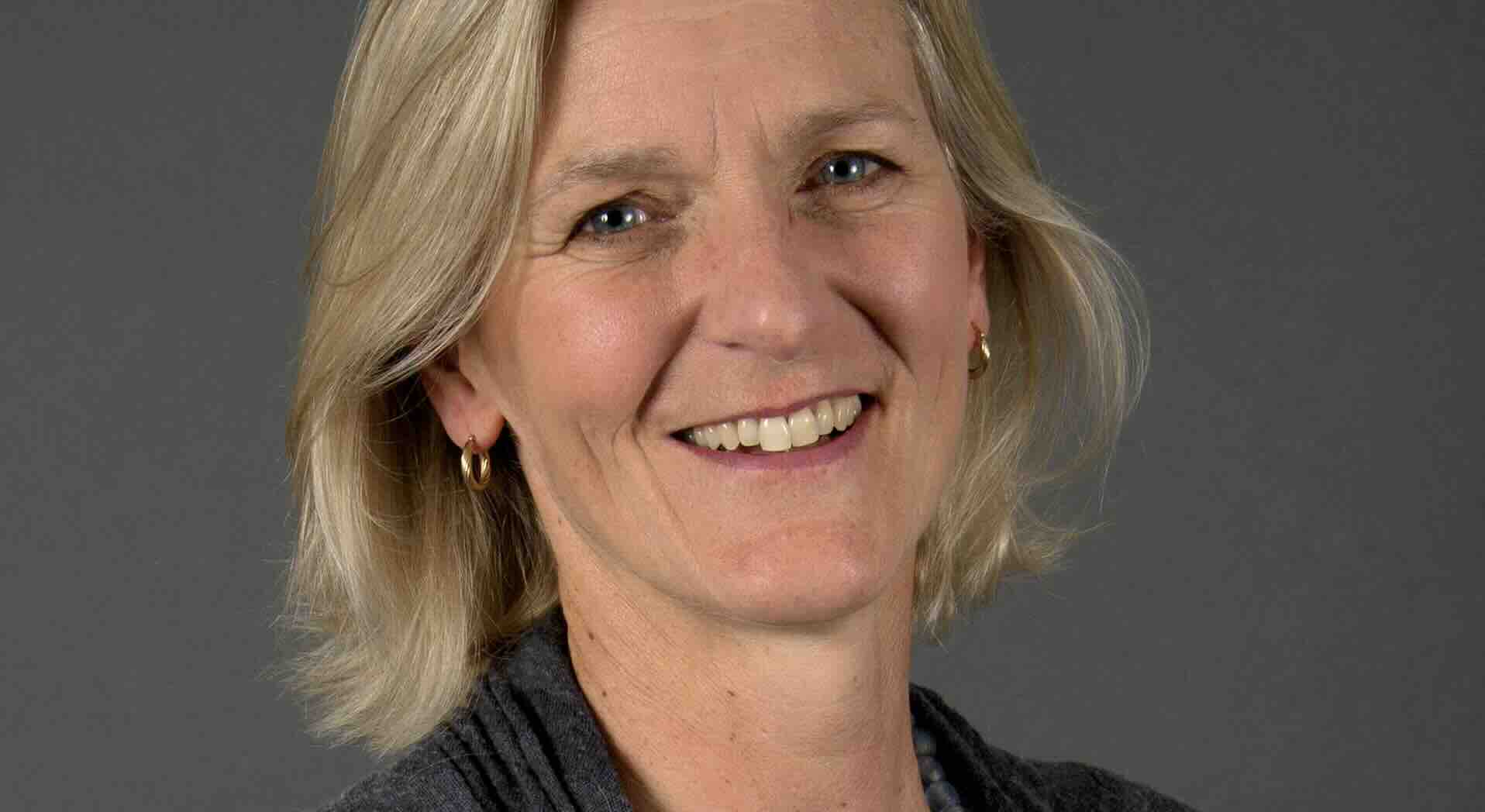 Holmes steps down from CCO role at Plimsoll