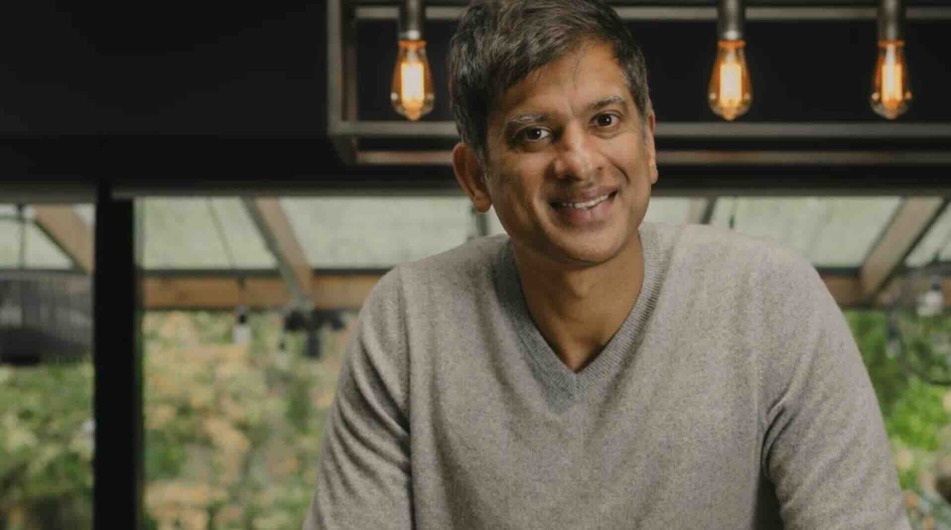 C4 orders Dr Chatterjee special from Plimsoll