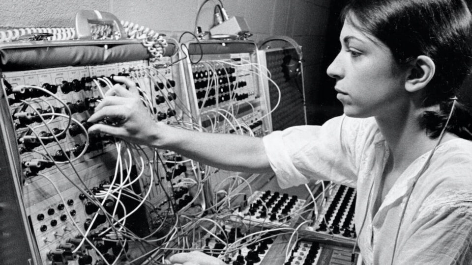 String and Tins launches drive for women in sound