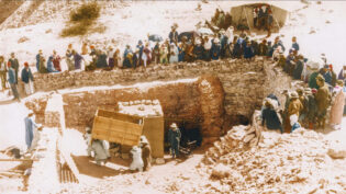 Woodcut brings colour to ancient Egypt