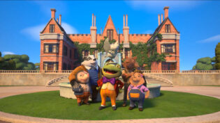 WB Discovery boards HoHo's Toad and Friends